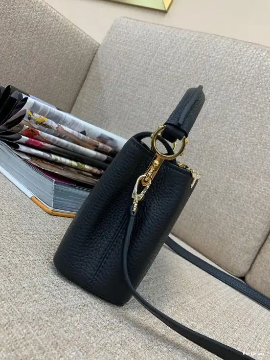 Rep ladies LOUIS CAPUCINES MINI VUITTON 0523